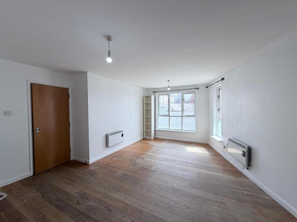 2 bed 1st Floor Flat for rent in Acton. From Rolfe East - Acton