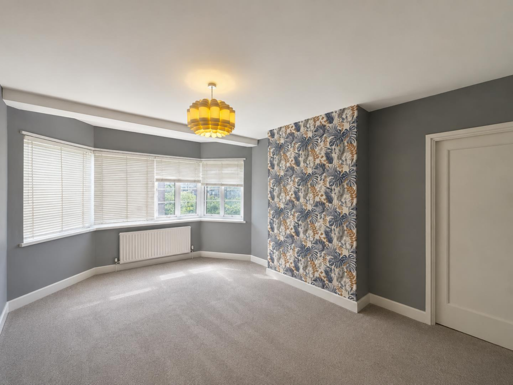 2 bed 1st Floor Flat for rent in Chiswick. From Rolfe East - Acton 2 bed 1st Floor Flat for rent in Chiswick. From Rolfe East - Acton