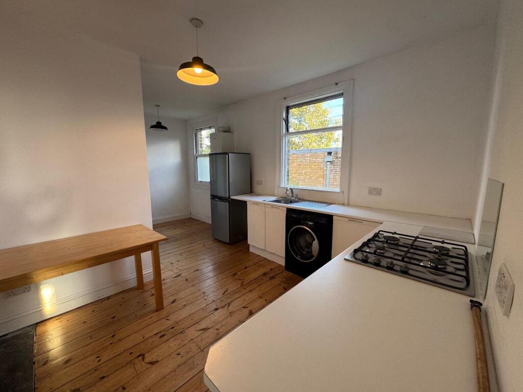 2 bed Annexe for rent in London. From Rolfe East - Acton 2 bed Annexe for rent in London. From Rolfe East - Acton