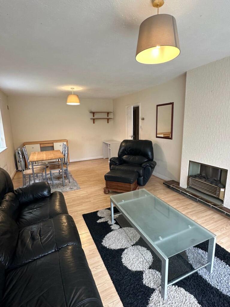 2 bed Flat for rent in Gatley. From Flax & Co - Manchester