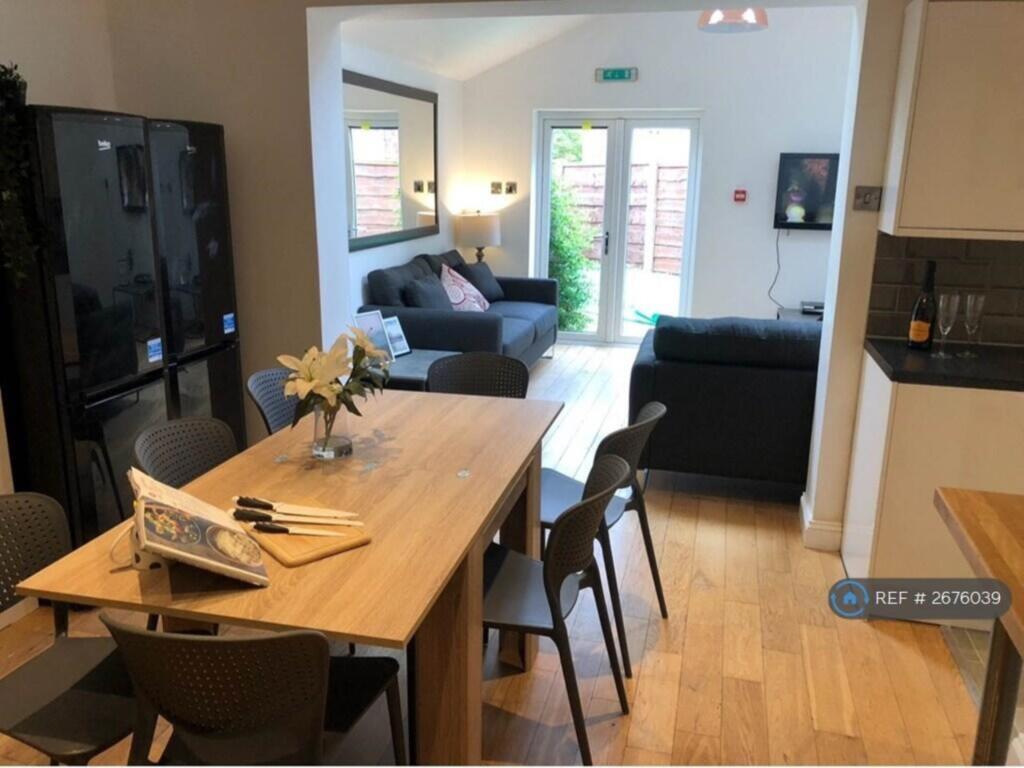 8 bed Semi Detached for rent in Gatley. From Flax & Co - Manchester