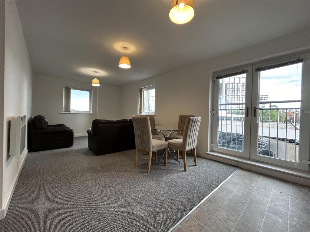 3 bed Apartment for rent in Manchester. From Buckley Frayne - Manchester