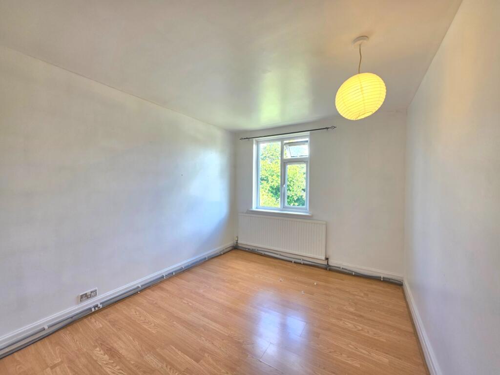 2 bed Detached for rent in Hendon. From Marble Sales & Lettings - London