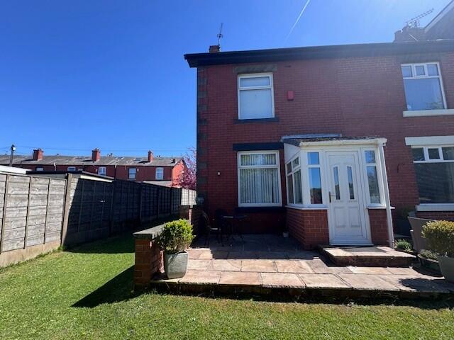 2 bed Mid Terraced House for rent in Hawkshaw. From Harrison Lettings and ManagementÂ’ - Bury