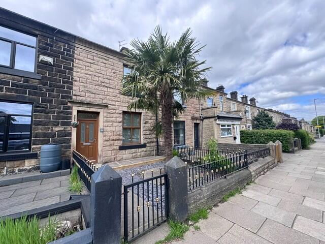 3 bed Mid Terraced House for rent in Ramsbottom. From Harrison Lettings and ManagementÂ’ - Bury 3 bed Mid Terraced House for rent in Ramsbottom. From Harrison Lettings and ManagementÂ’ - Bury