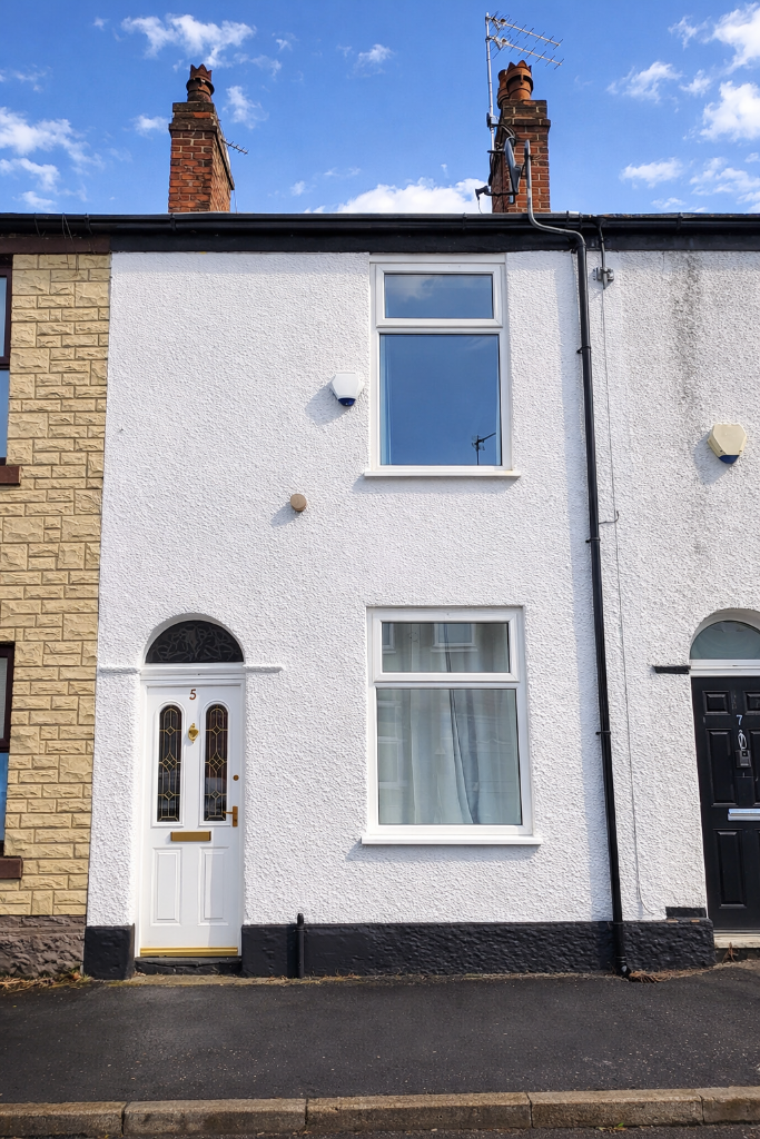 2 bed Mid Terraced House for rent in Affetside. From Harrison Lettings and ManagementÂ’ - Bury 2 bed Mid Terraced House for rent in Affetside. From Harrison Lettings and ManagementÂ’ - Bury