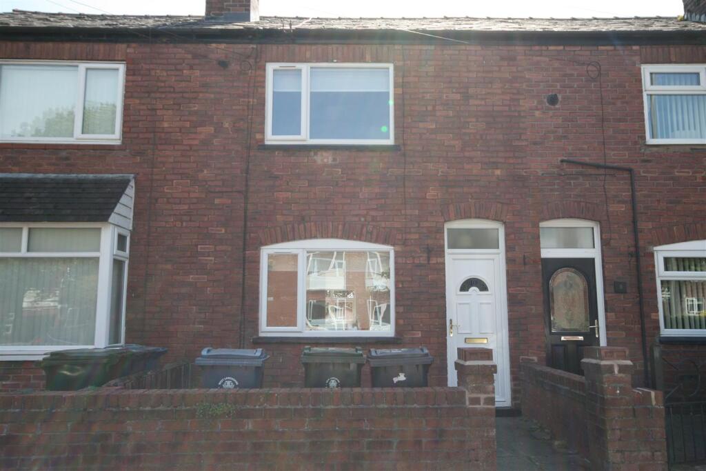 2 bed Mid Terraced House for rent in Blaguegate. From Brighouse Wolff - Ormskirk