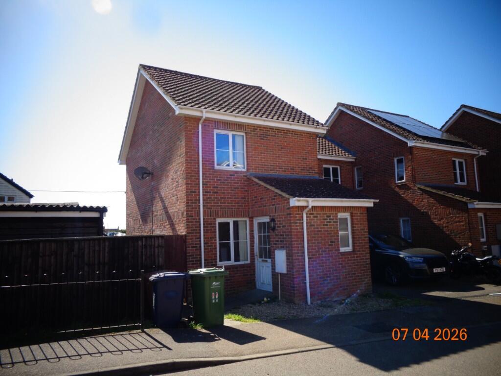 3 bed Link detached for rent in Wimblington. From Gatehouse Estates - Godmanchester