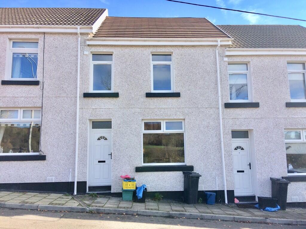 3 bed Mid Terraced House for rent in . From Lucas Estates & Rentals - Ystrad Mynach