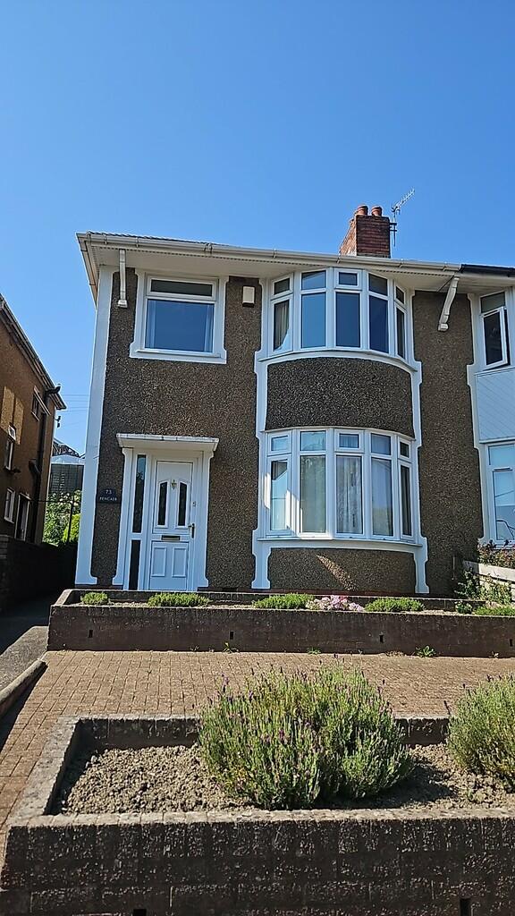 4 bed Mid Terraced House for rent in Ystrad Mynach. From Lucas Estates & Rentals - Ystrad Mynach
