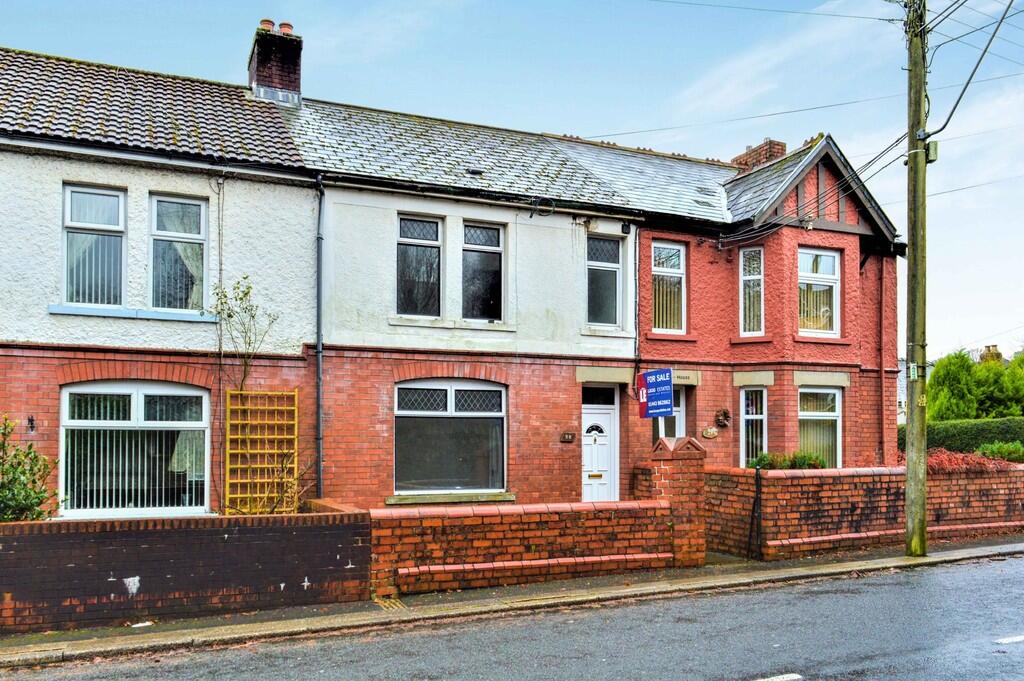 3 bed Mid Terraced House for rent in Blackwood. From Lucas Estates & Rentals - Ystrad Mynach 3 bed Mid Terraced House for rent in Blackwood. From Lucas Estates & Rentals - Ystrad Mynach