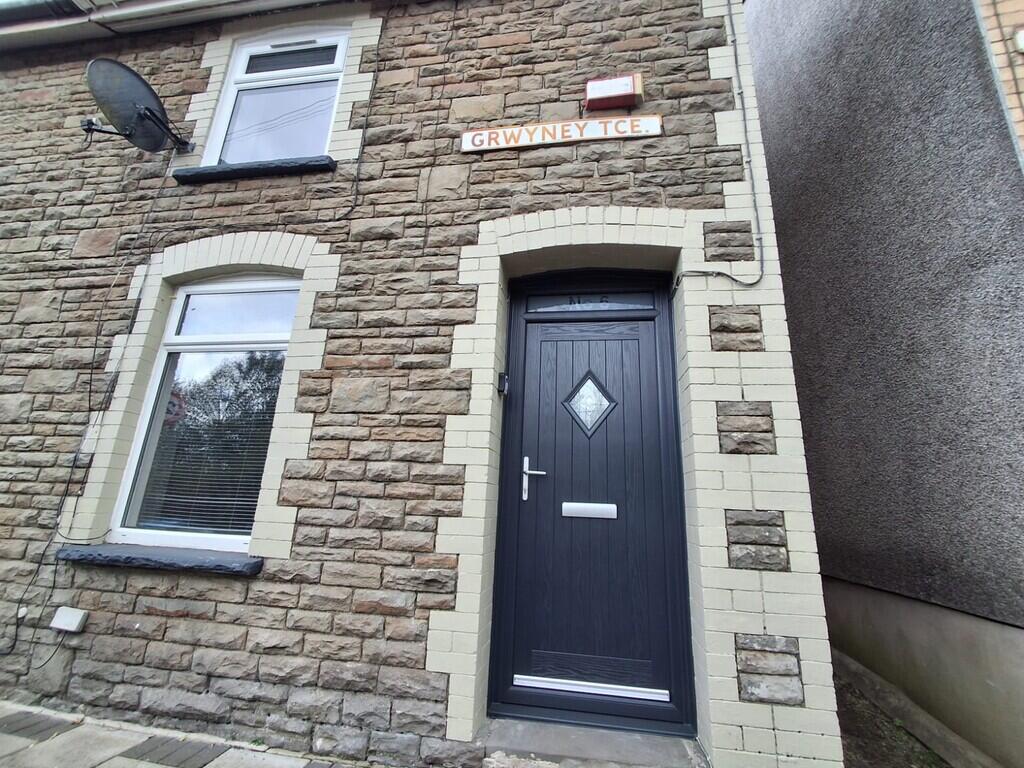 2 bed End of Terrace for rent in Blackwood. From Lucas Estates & Rentals - Ystrad Mynach