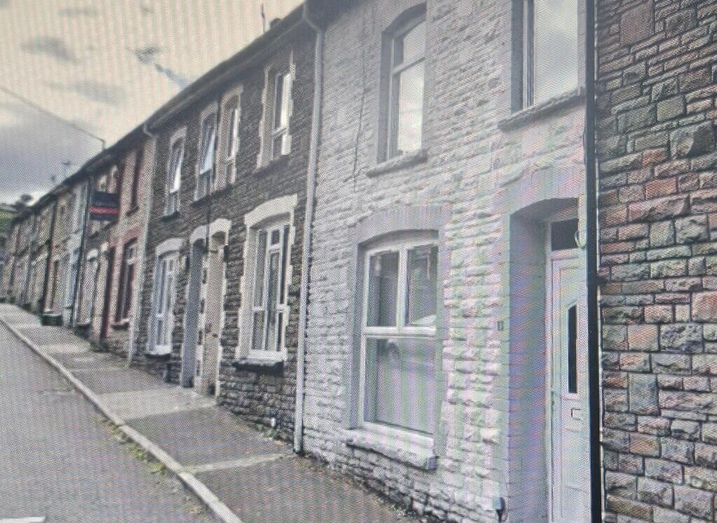 3 bed Mid Terraced House for rent in New Tredegar. From Lucas Estates & Rentals - Ystrad Mynach