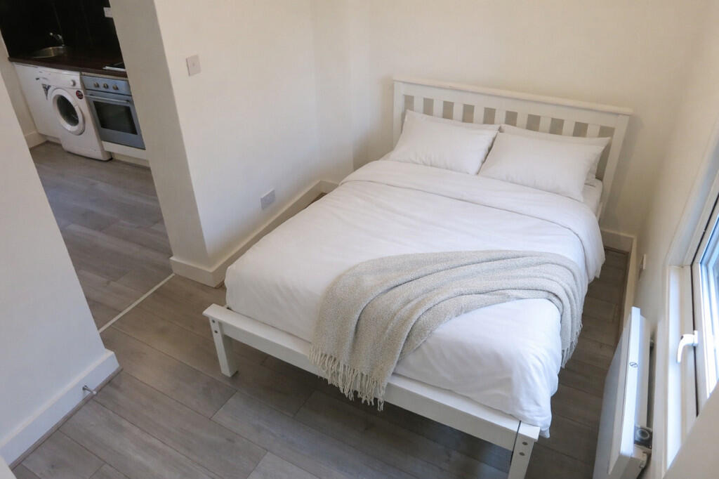 0 bed Studio for rent in London. From Prestige Properties - London Lettings
