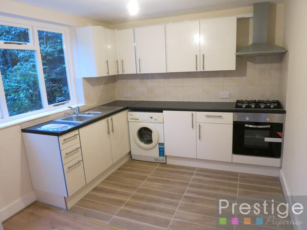 1 bed 1st Floor Flat for rent in London. From Prestige Properties - London Lettings