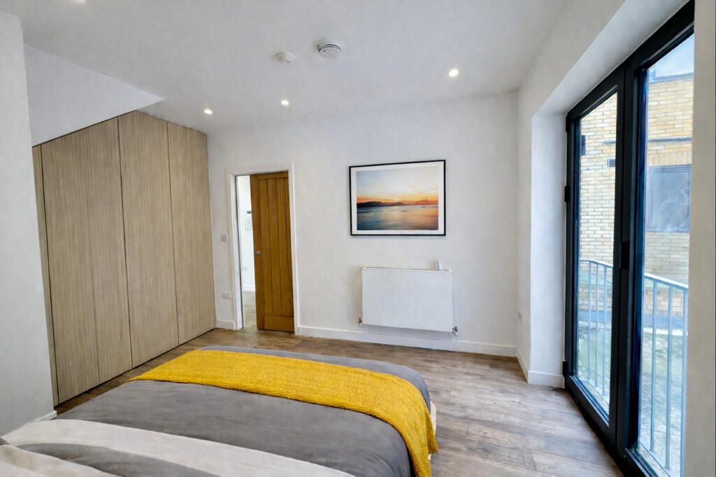 1 bed Apartment for rent in Camden Town. From Prestige Properties - London Lettings
