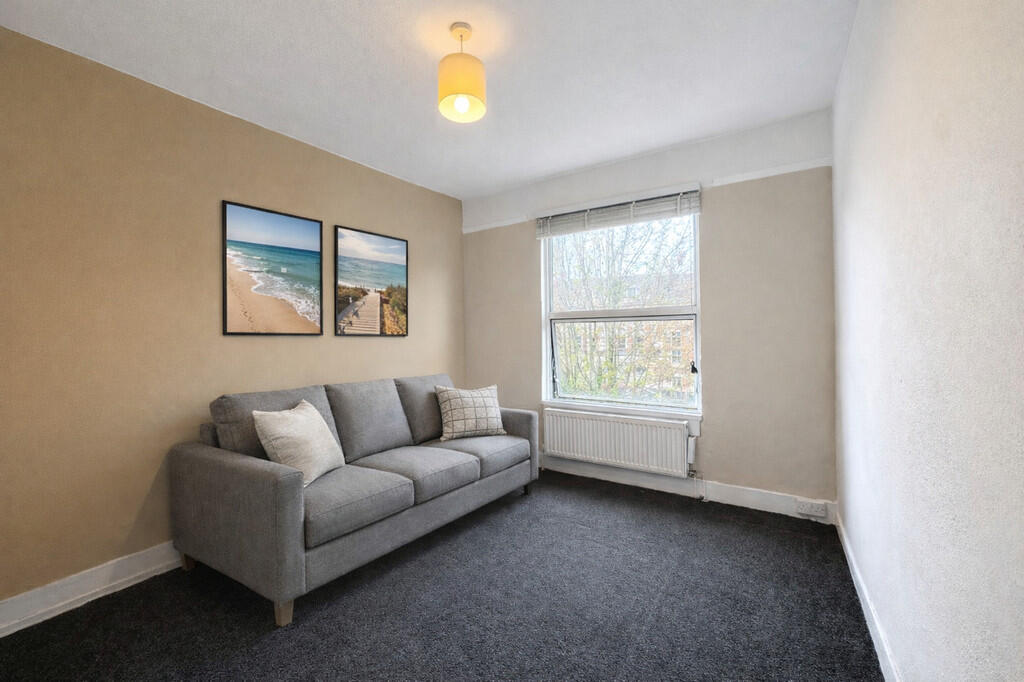 1 bed Apartment for rent in London. From Prestige Properties - London Lettings
