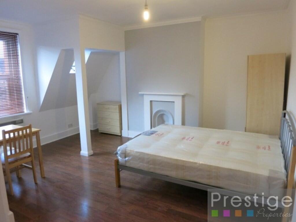 4 bed Studio for rent in Islington. From Prestige Properties - London Lettings 4 bed Studio for rent in Islington. From Prestige Properties - London Lettings