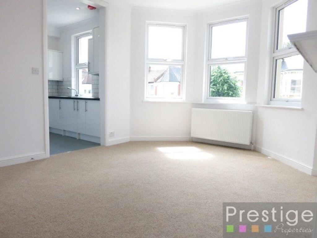 3 bed Annexe for rent in Wood Green. From Prestige Properties - London Lettings 3 bed Annexe for rent in Wood Green. From Prestige Properties - London Lettings