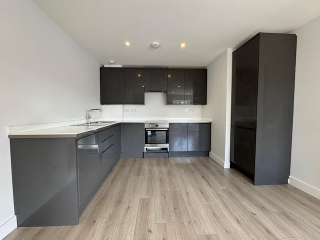 1 bed 1st Floor Flat for rent in Elstree. From Prestige Properties - London Lettings