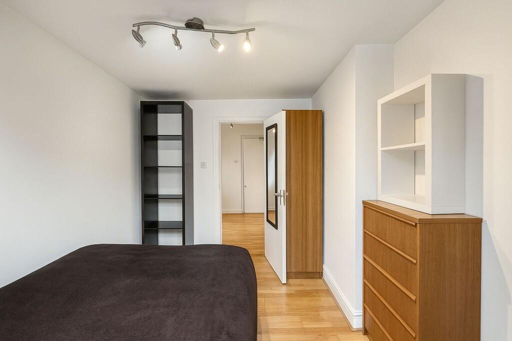4 bed Apartment for rent in Hornsey. From Prestige Properties - London Lettings