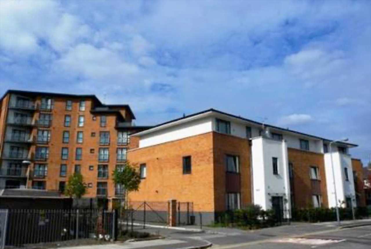 1 bed Apartment for rent in Ilford. From Apple Property Services
