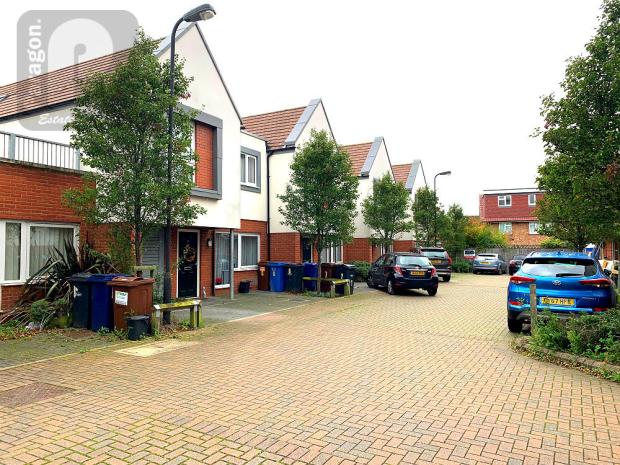 2 bed Semi Detached for rent in South Harrow. From Paragon Estate Agents