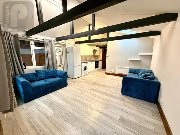 1 bed Annexe for rent in Kenton. From Paragon Estate Agents
