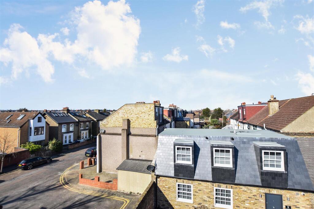 2 bed 1st Floor Flat for rent in Wimbledon. From Ellisons - Colliers Wood