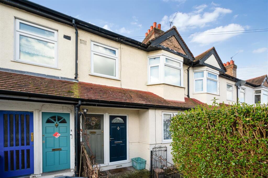 2 bed Annexe for rent in Merton. From Ellisons - Colliers Wood