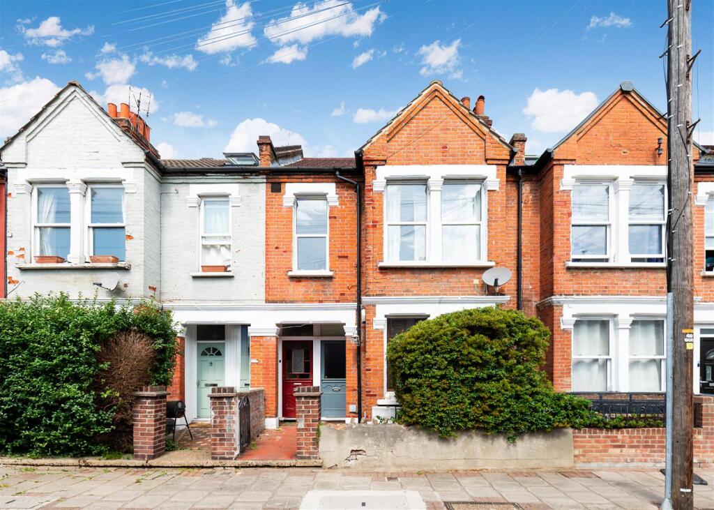 2 bed 1st Floor Flat for rent in Merton. From Ellisons - Colliers Wood 2 bed 1st Floor Flat for rent in Merton. From Ellisons - Colliers Wood