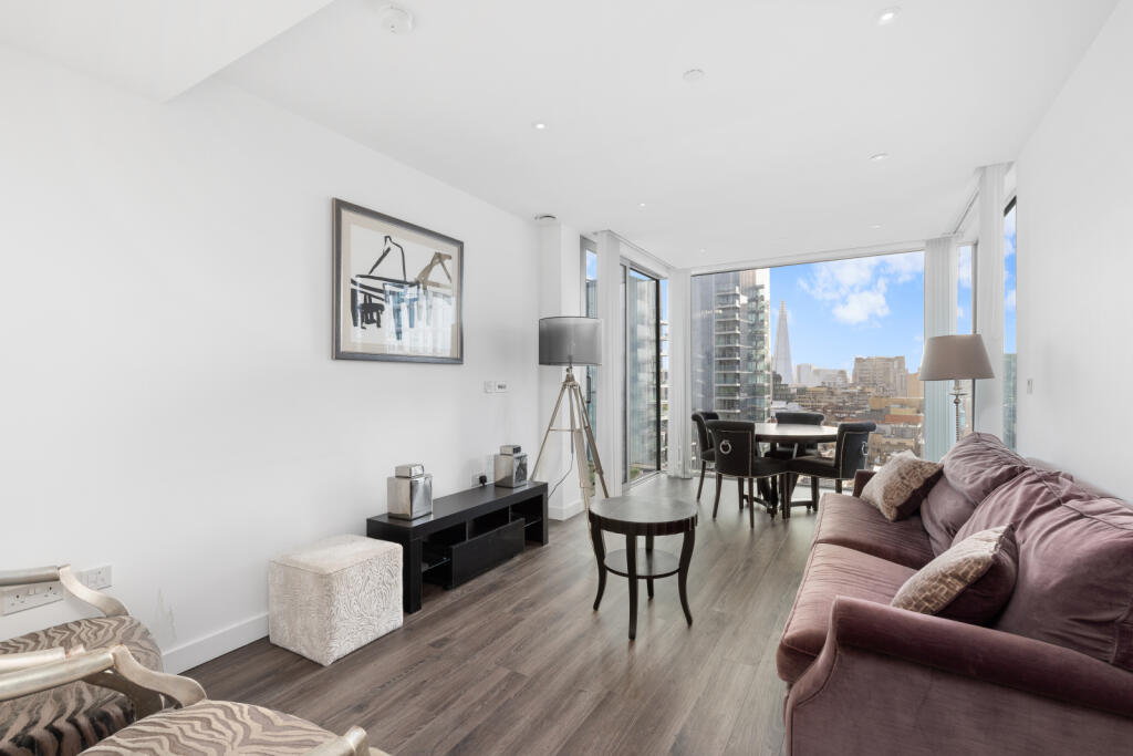 2 bed Apartment for rent in Stepney. From Hurford Salvi Carr - Aldgate 2 bed Apartment for rent in Stepney. From Hurford Salvi Carr - Aldgate