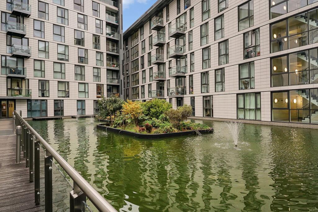 1 bed Apartment for rent in Stepney. From Hurford Salvi Carr - Aldgate