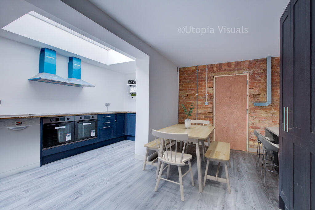 1 bed House Share for rent in Southend-on-Sea. From Leaders Sales - Southend-On-Sea