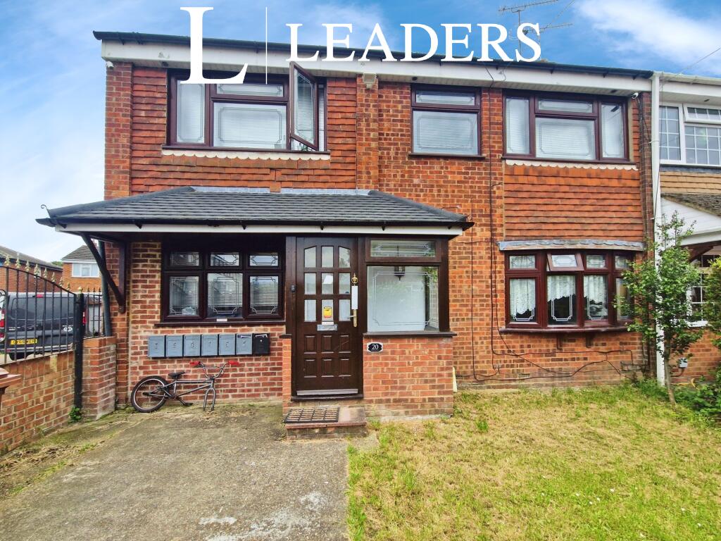 1 bed Detached for rent in Corringham. From Leaders Sales - Southend-On-Sea