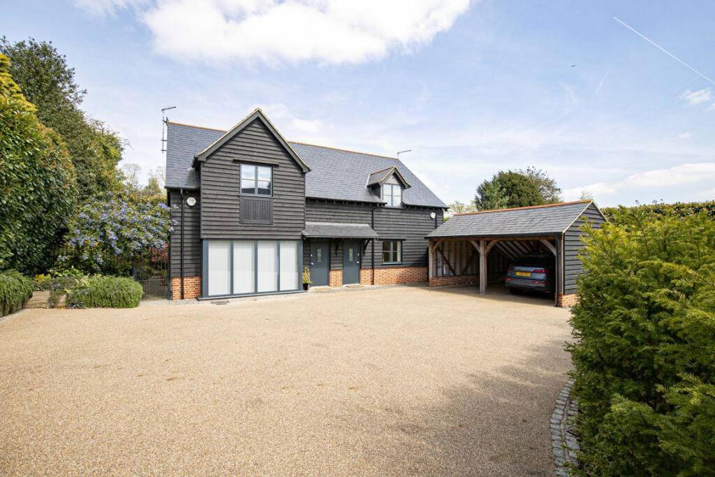 2 bed Cottage for rent in Epping. From Edward Taub and Co Ltd 2 bed Cottage for rent in Epping. From Edward Taub and Co Ltd