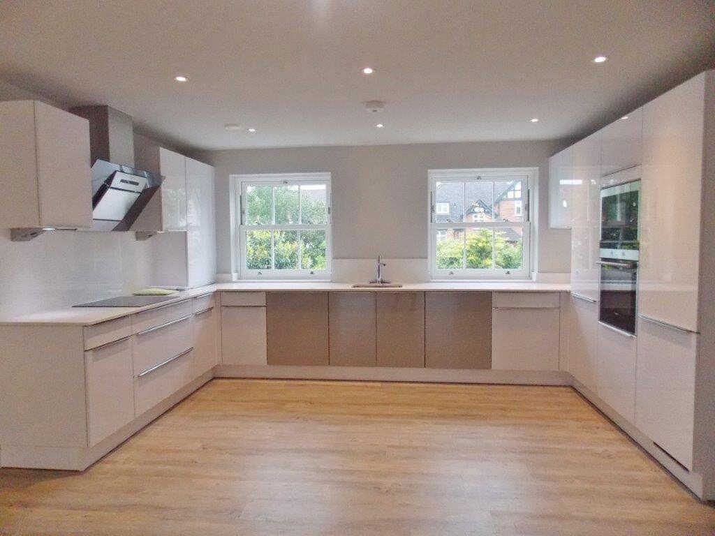 2 bed 1st Floor Flat for rent in Epping. From Edward Taub and Co Ltd