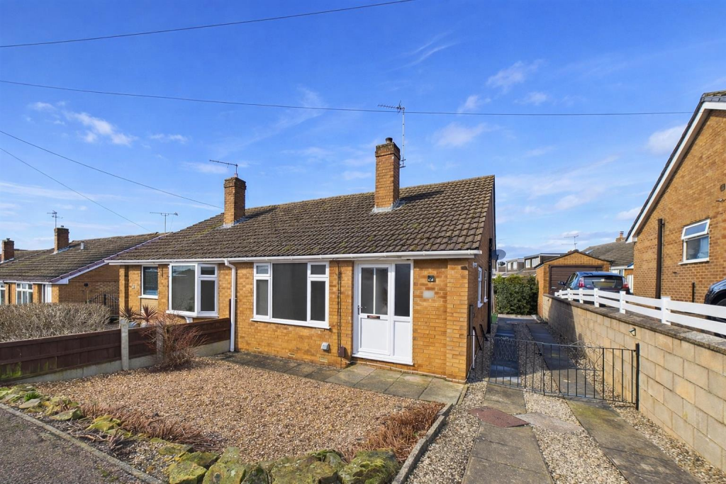 2 bed Semi-detached bungalow for rent in Newton. From Fletcher & Company - Duffield