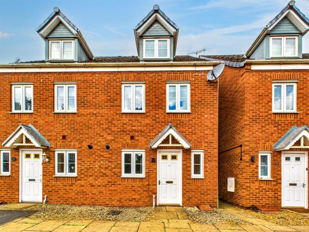3 bed Town House for rent in Derby. From Fletcher & Company - Duffield 3 bed Town House for rent in Derby. From Fletcher & Company - Duffield