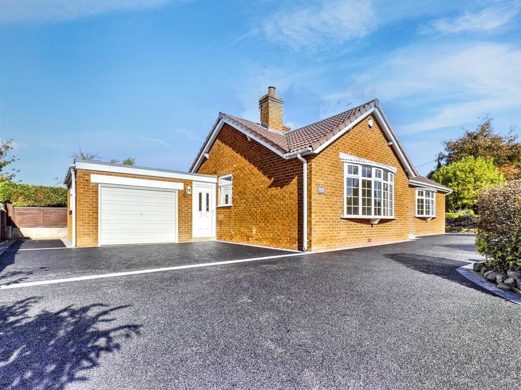 2 bed Detached bungalow for rent in Stanley Common. From Fletcher & Company - Duffield 2 bed Detached bungalow for rent in Stanley Common. From Fletcher & Company - Duffield