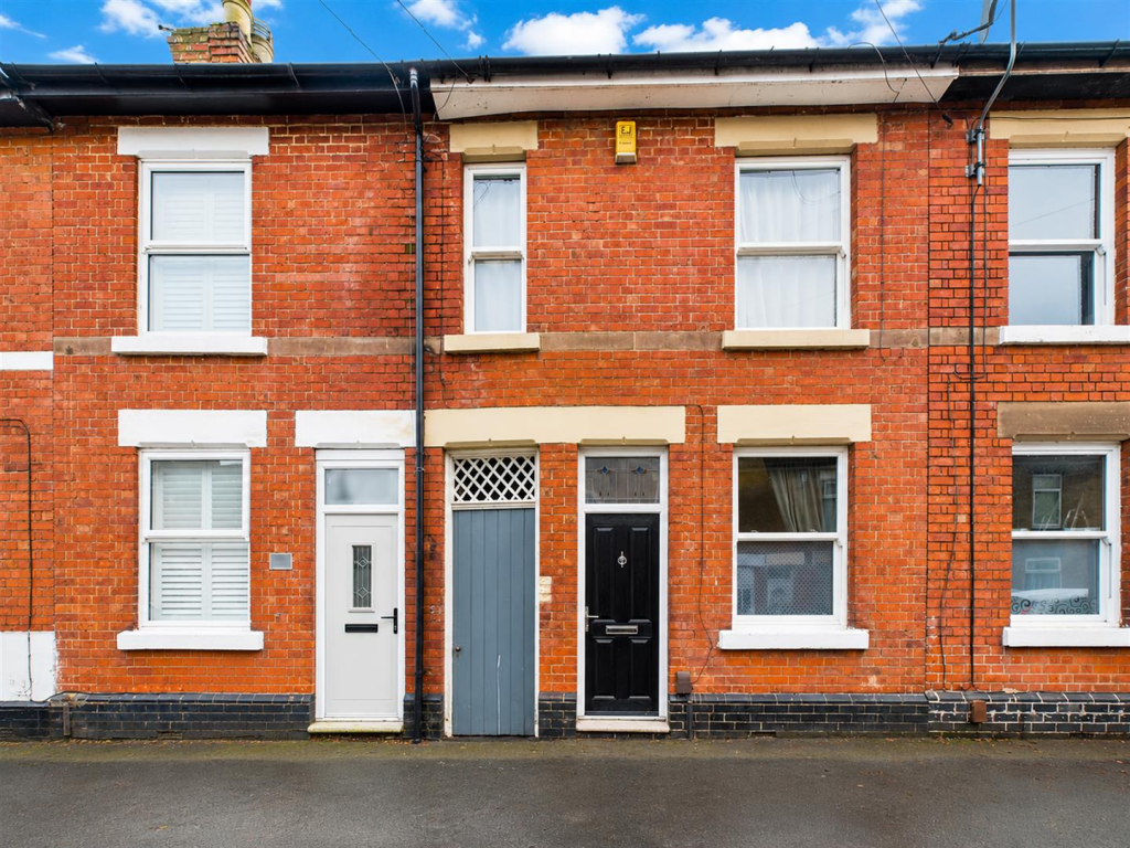 2 bed Mid Terraced House for rent in Derby. From Fletcher & Company - Duffield