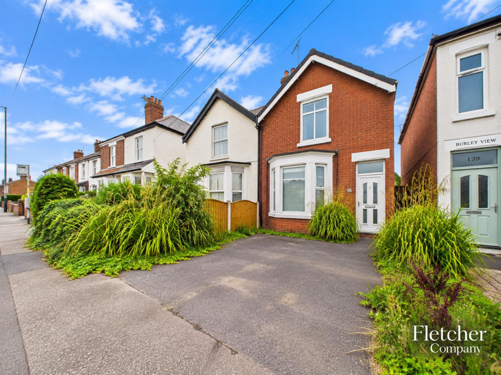3 bed Semi Detached for rent in Makeney. From Fletcher & Company - Duffield 3 bed Semi Detached for rent in Makeney. From Fletcher & Company - Duffield