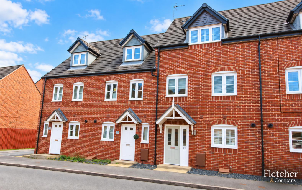 4 bed Town House for rent in Hilton. From Fletcher & Company - Duffield 4 bed Town House for rent in Hilton. From Fletcher & Company - Duffield