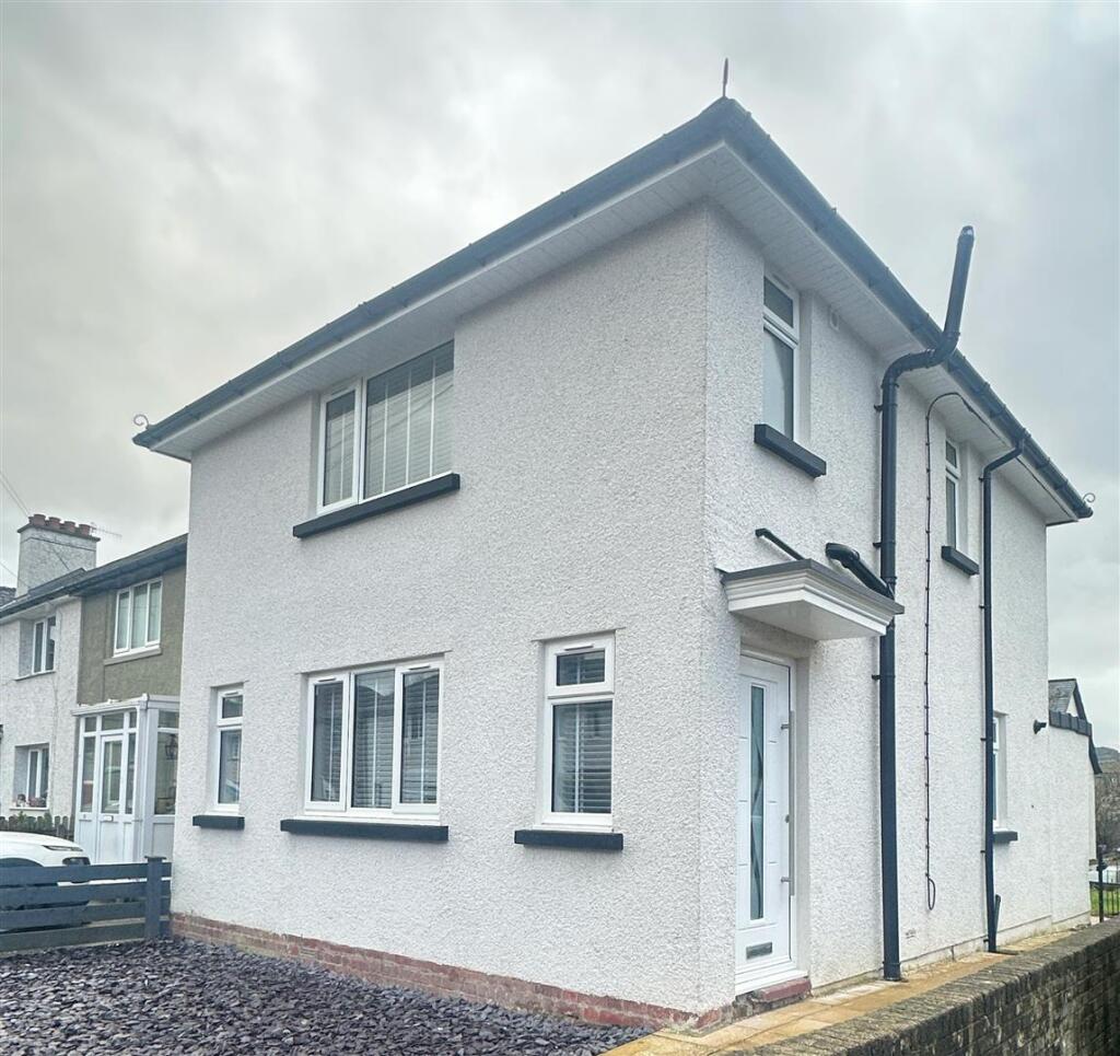 3 bed Detached for rent in Llanrwst. From Fletcher & Poole - Conwy 3 bed Detached for rent in Llanrwst. From Fletcher & Poole - Conwy