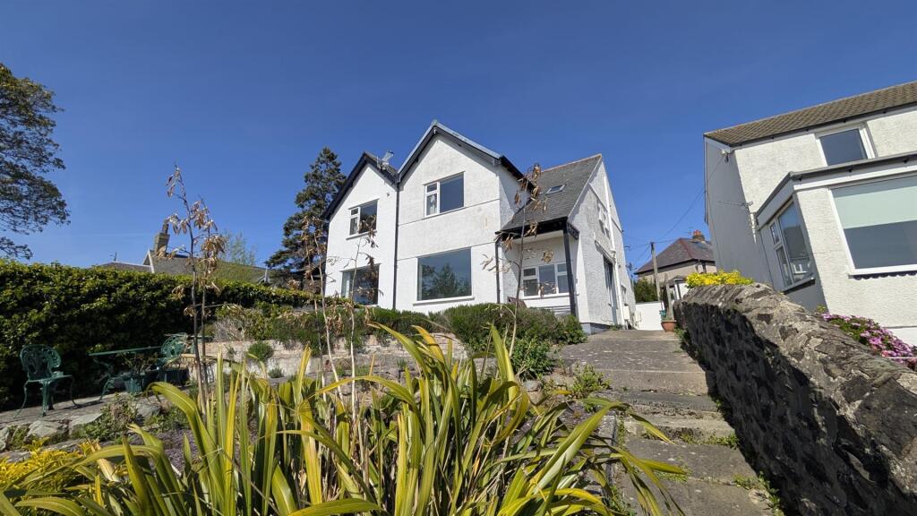 3 bed Semi Detached for rent in Bryn Pydew. From Fletcher & Poole - Conwy