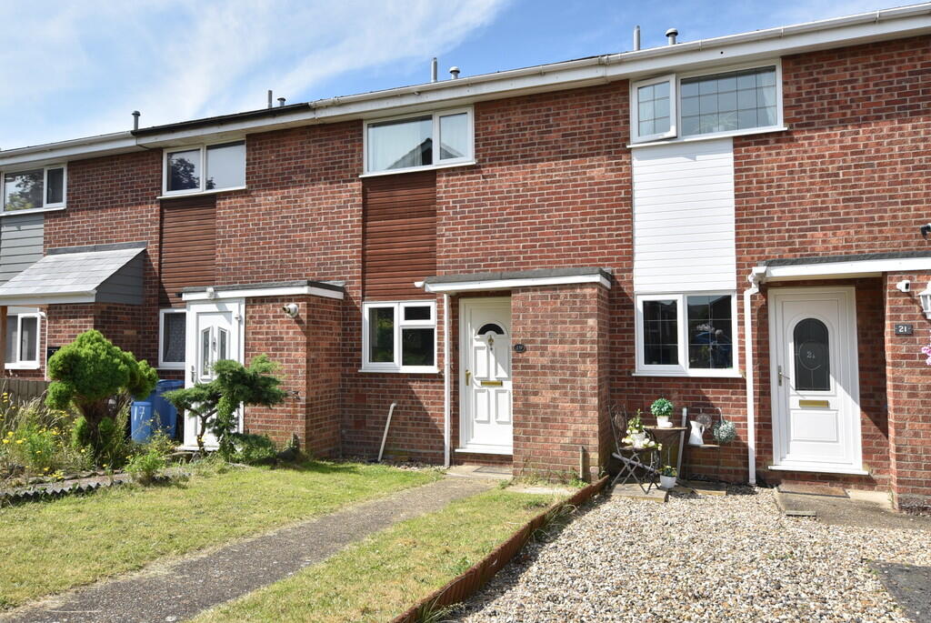 2 bed Mid Terraced House for rent in Sudbury. From Sudburys - Sudbury