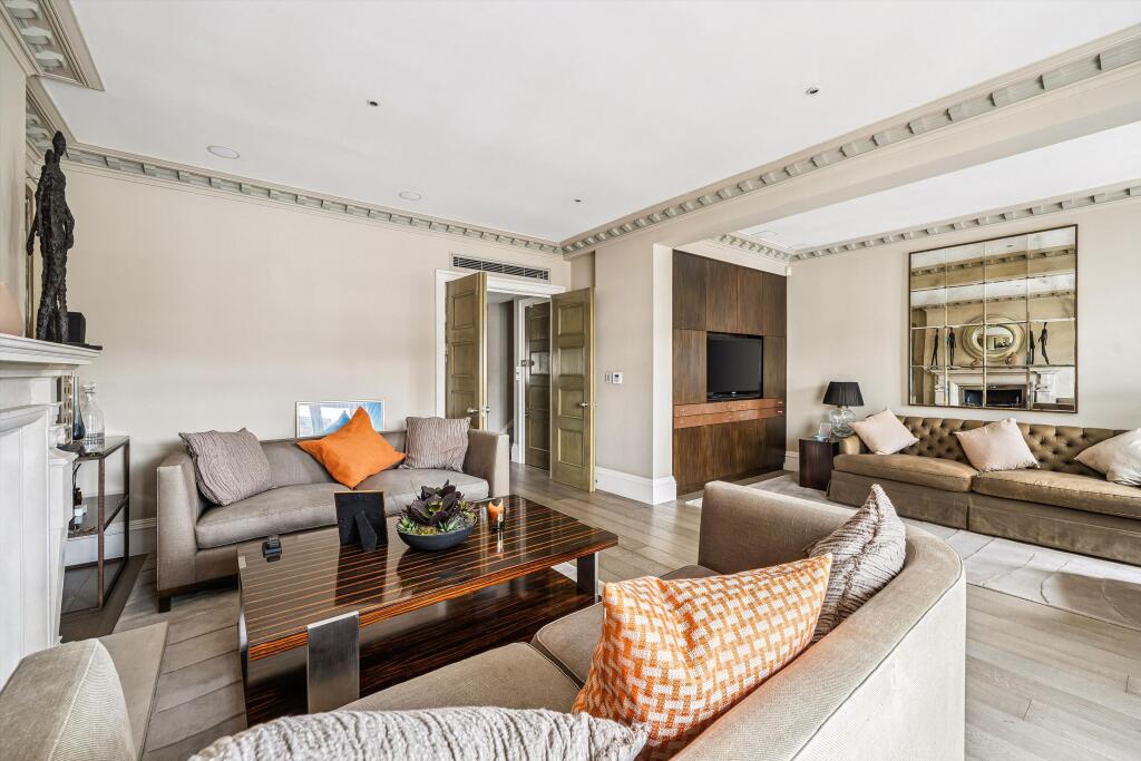 3 bed 1st Floor Flat for rent in Chelsea. From Knight Frank - Belgravia - Westminster & Pimlico 3 bed 1st Floor Flat for rent in Chelsea. From Knight Frank - Belgravia - Westminster & Pimlico