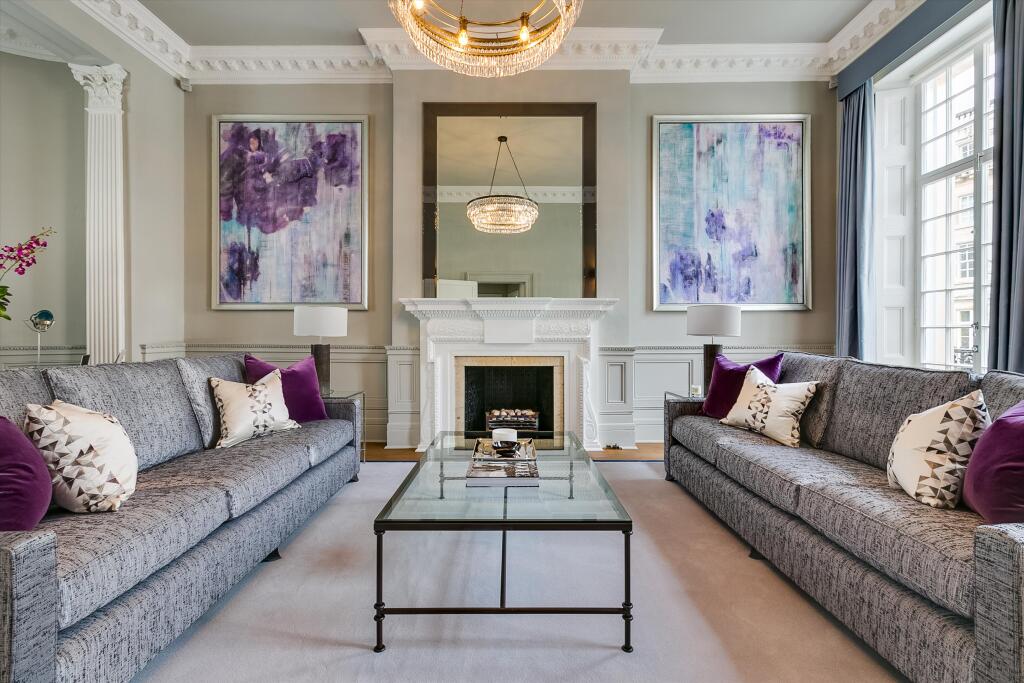 4 bed 1st Floor Flat for rent in Chelsea. From Knight Frank - Belgravia - Westminster & Pimlico