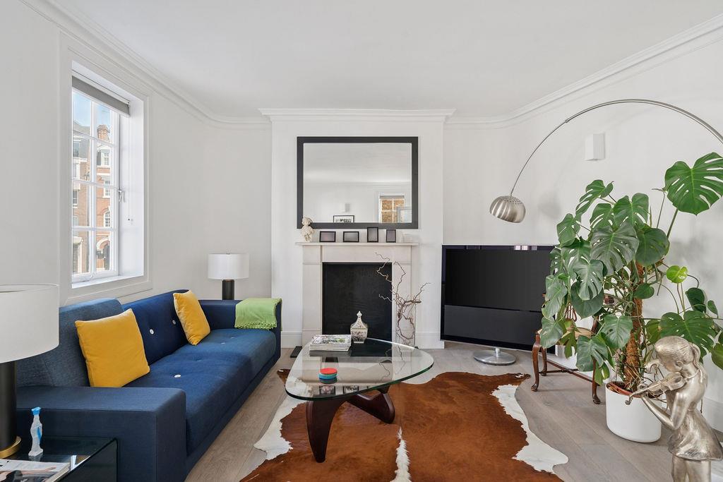 3 bed Mid Terraced House for rent in London. From Knight Frank - Belgravia - Westminster & Pimlico