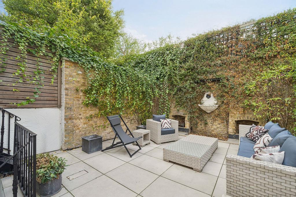4 bed Mid Terraced House for rent in Chelsea. From Knight Frank - Belgravia - Westminster & Pimlico 4 bed Mid Terraced House for rent in Chelsea. From Knight Frank - Belgravia - Westminster & Pimlico